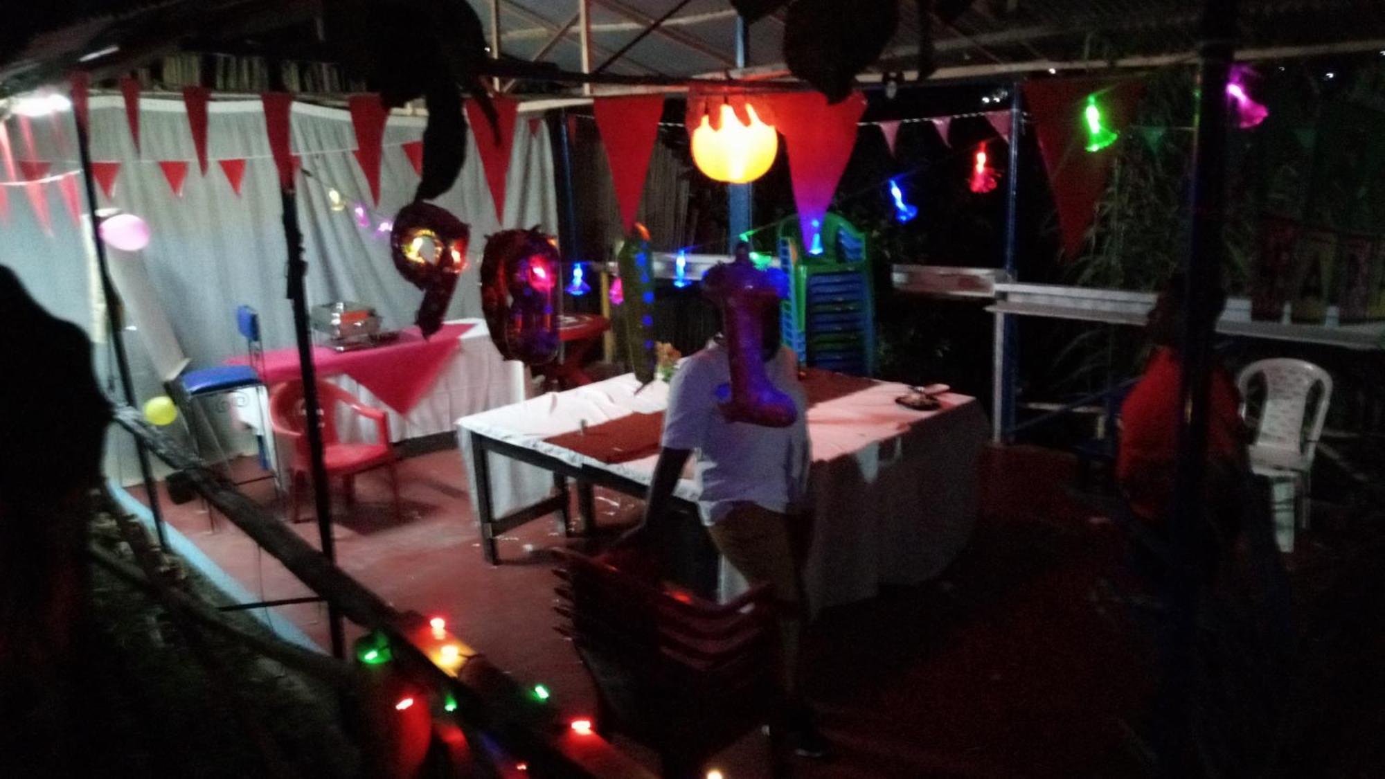 Colours Club And Spa Kigali Esterno foto