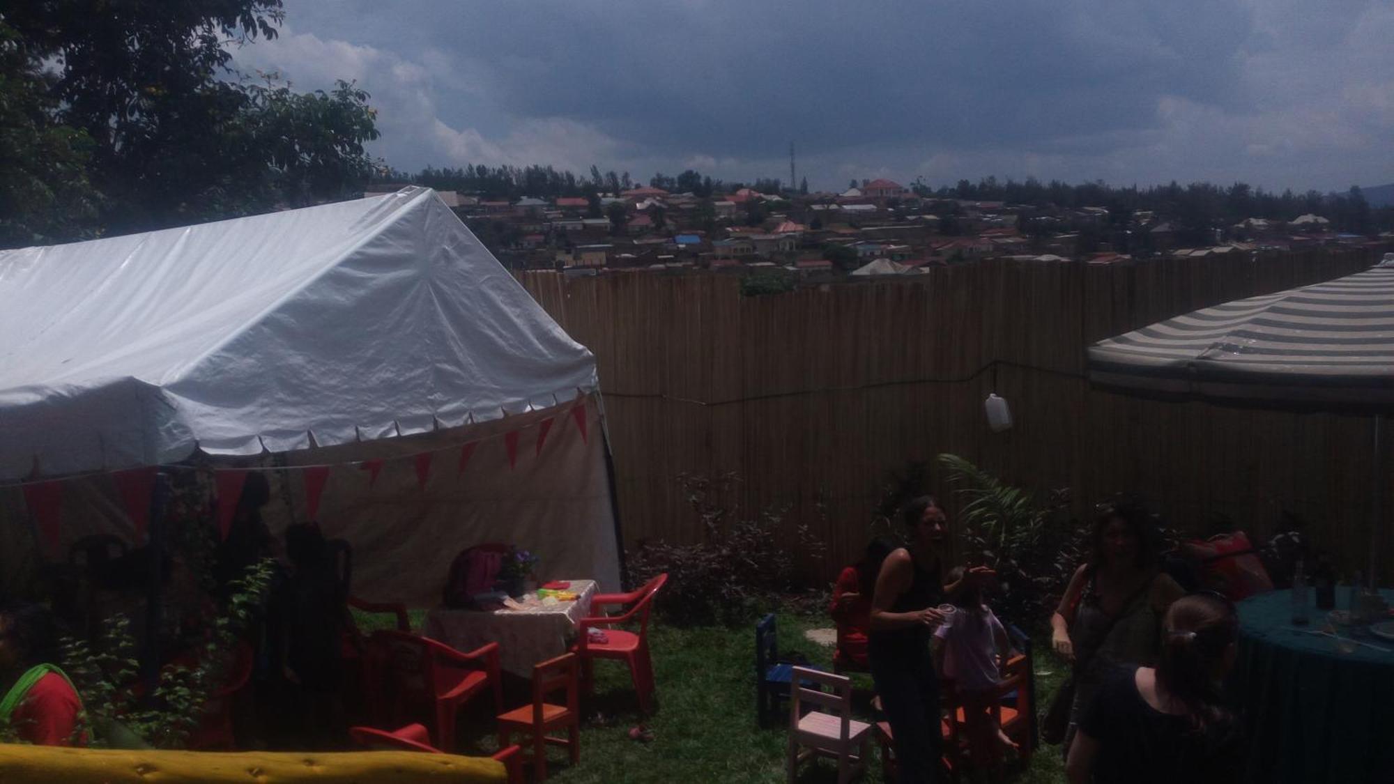 Colours Club And Spa Kigali Esterno foto
