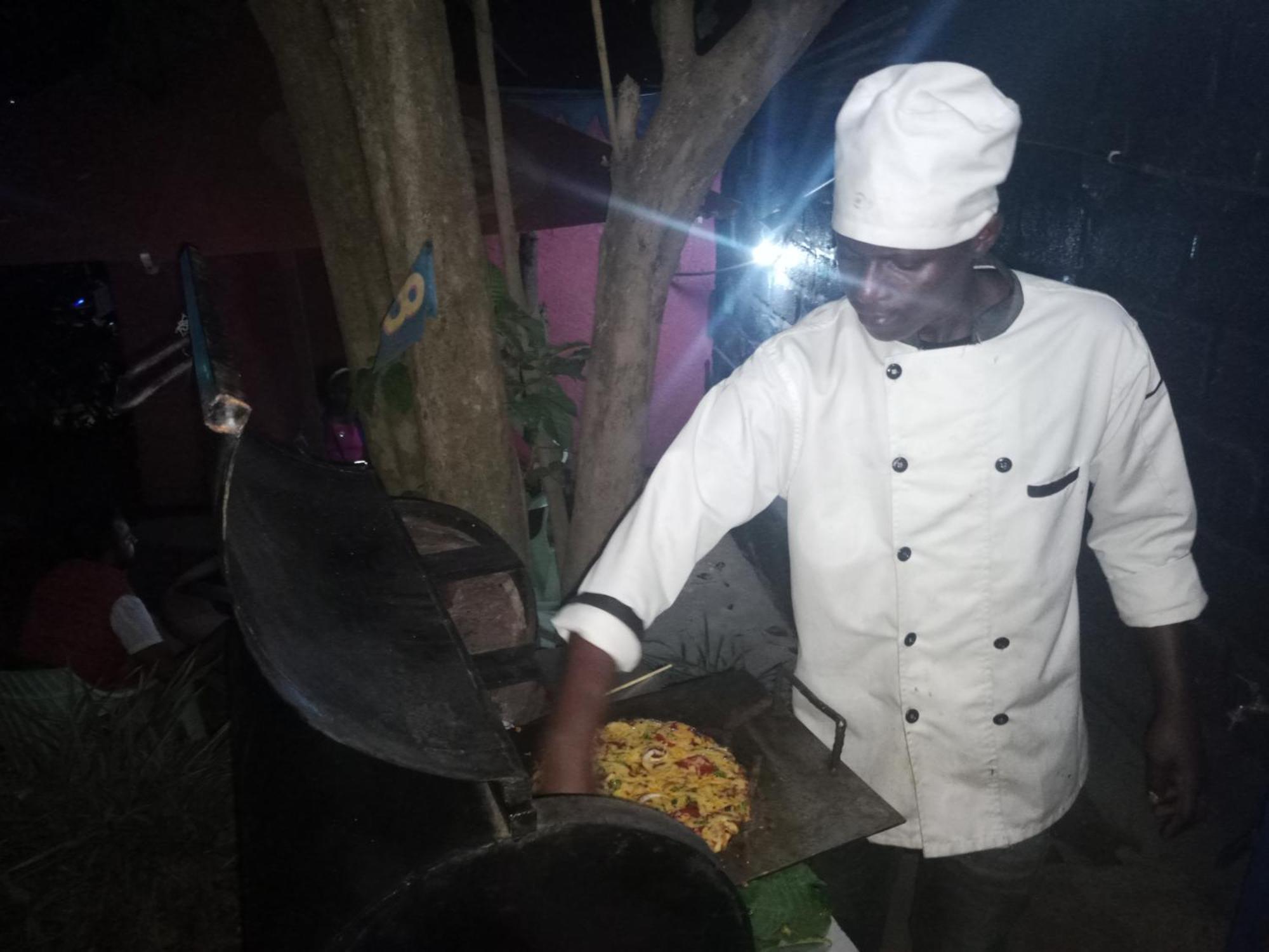 Colours Club And Spa Kigali Esterno foto